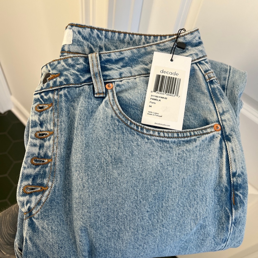 Decade Studio Pamela Jeans in Porto